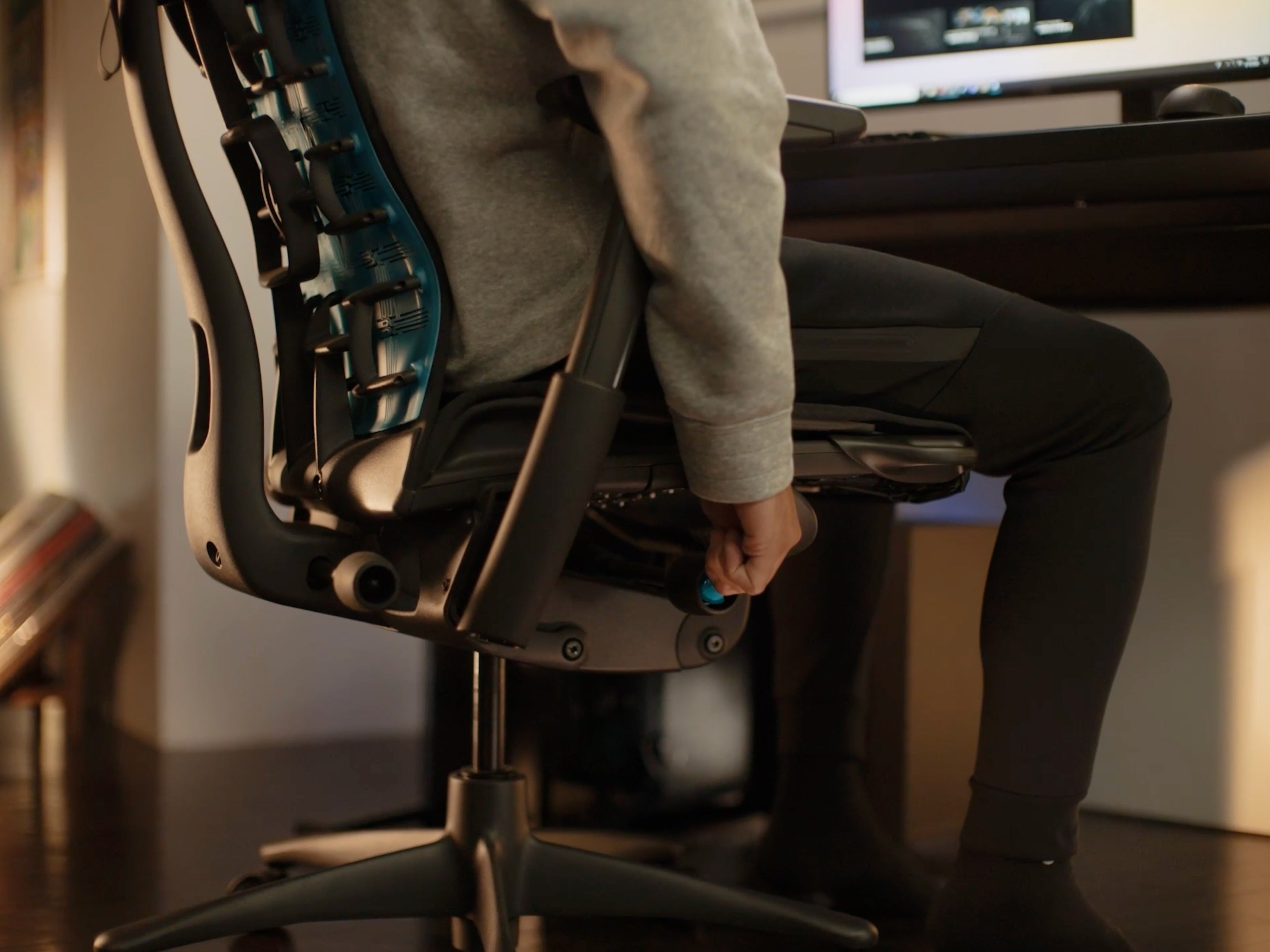 An image on JP-HM | Herman Miller Japan