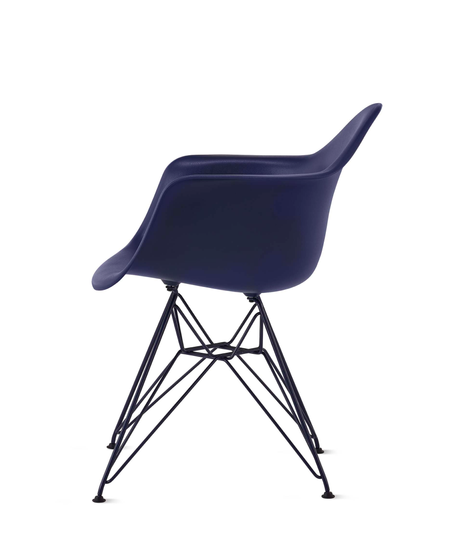 イームズプラスチックシェルアームチェア - Herman Miller X HAY