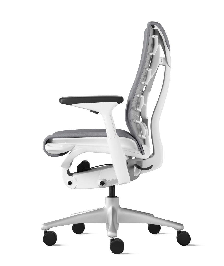 エンボディチェア