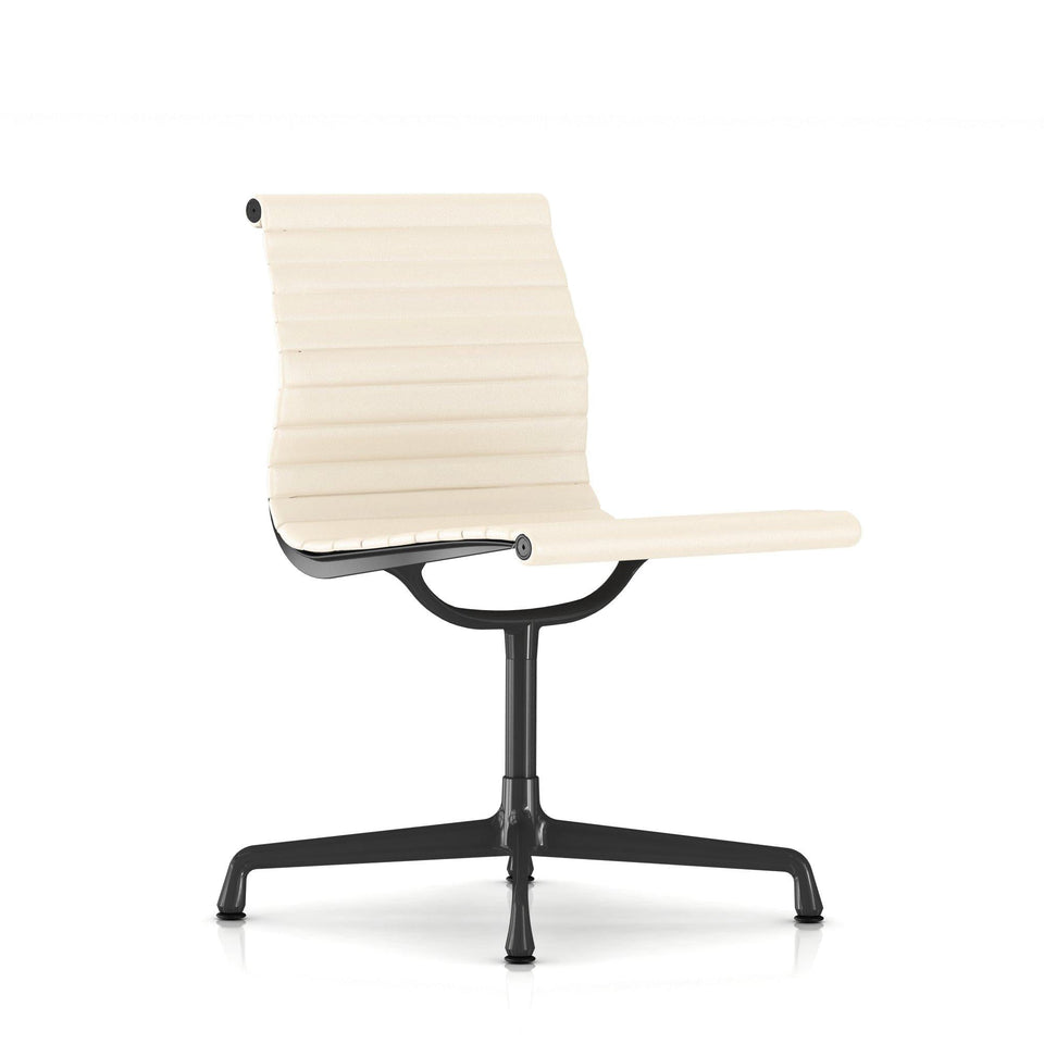 イームズアルミナムグループ サイドチェア