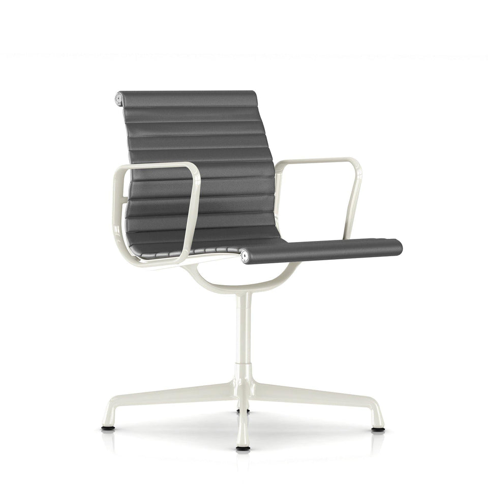 イームズアルミナムグループ サイドチェア