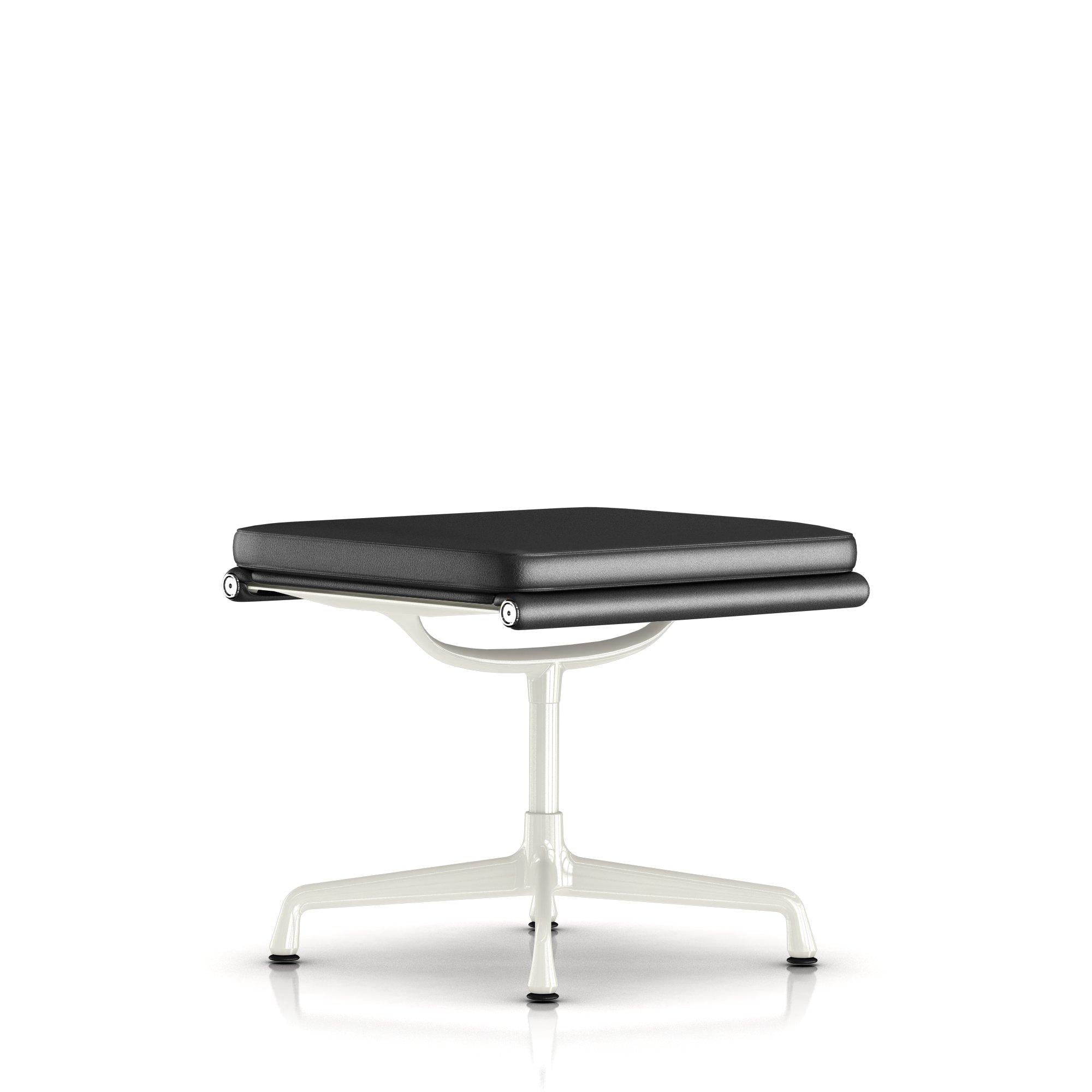 Eames オットマン　ハーマンミラー イームズソフトパッドオットマン