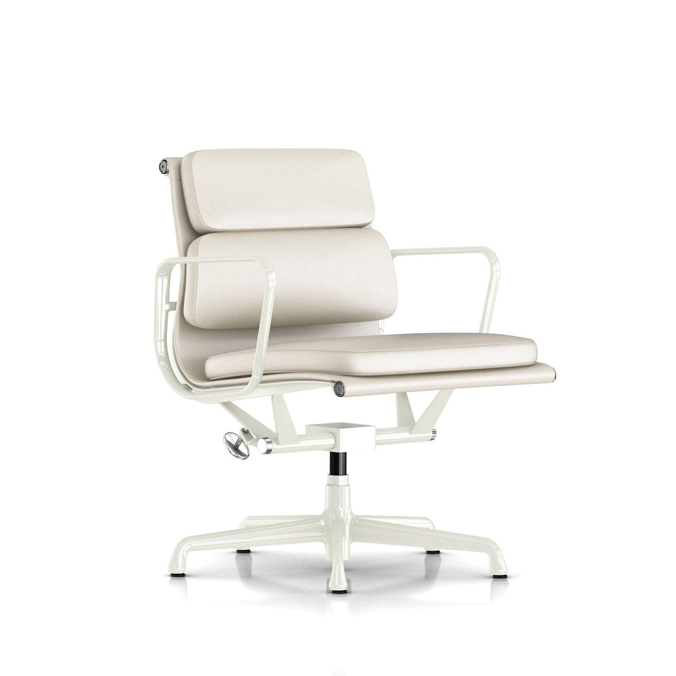 イームズソフトパッドマネジメントチェア