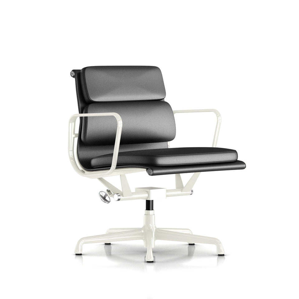 イームズソフトパッドマネジメントチェア