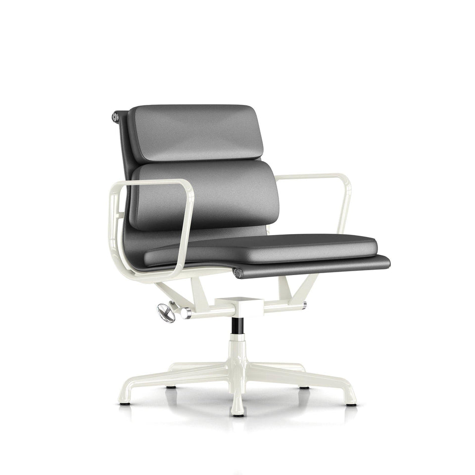 イームズソフトパッドマネジメントチェア