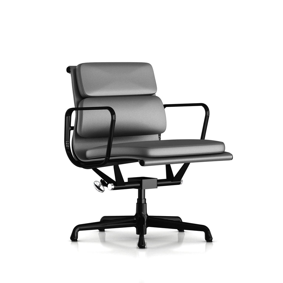 イームズソフトパッドマネジメントチェア