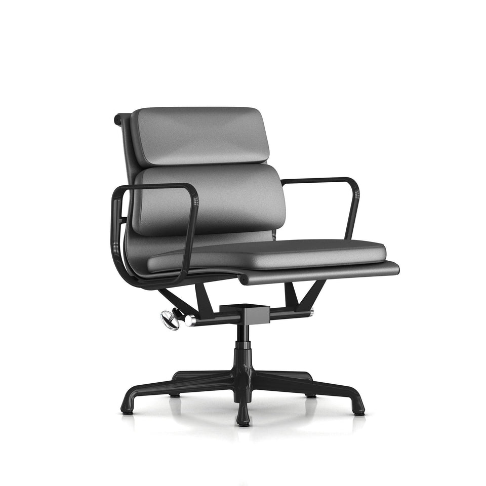 イームズソフトパッドマネジメントチェア