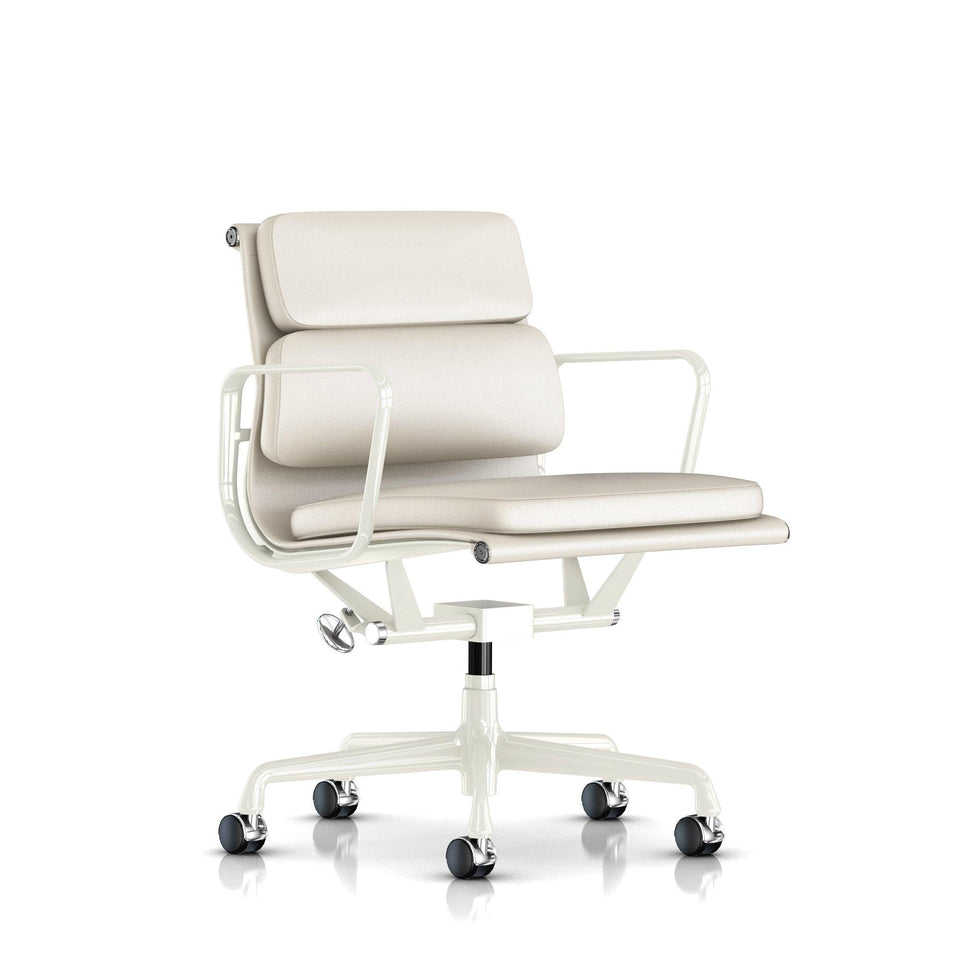 イームズソフトパッドマネジメントチェア