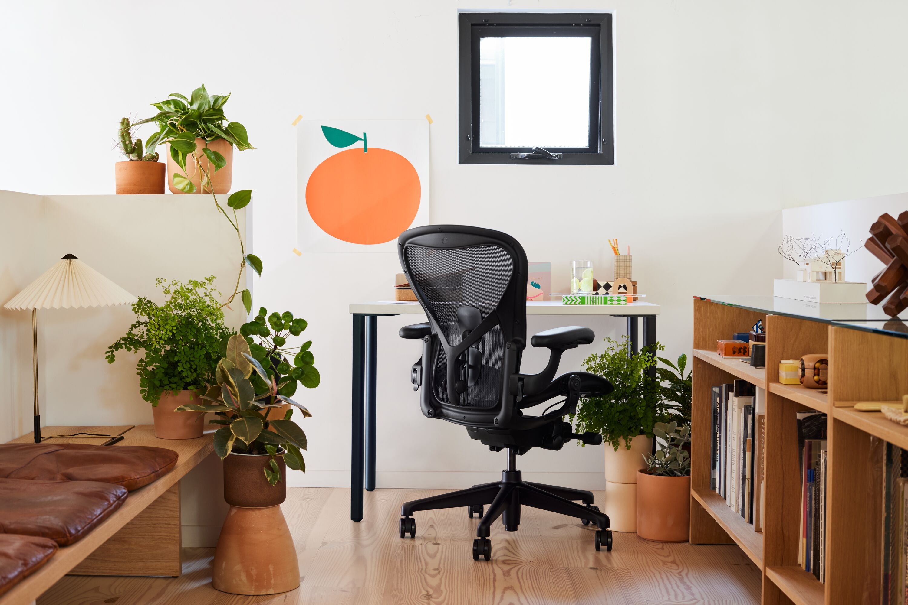 アーロンチェア | ハーマンミラーストア – JP-HM | Herman Miller Japan