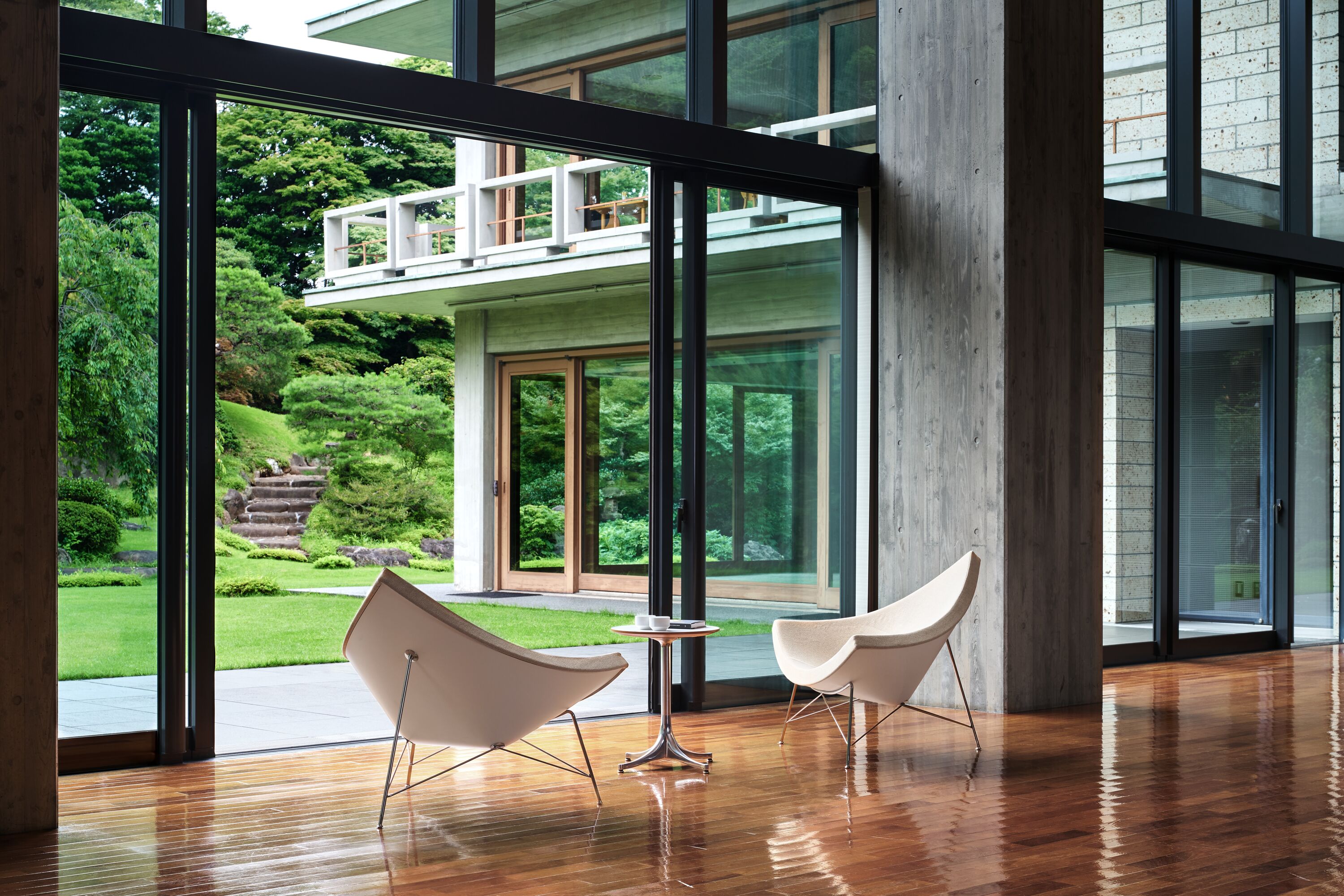 Home office setting in Herman Miller retail space