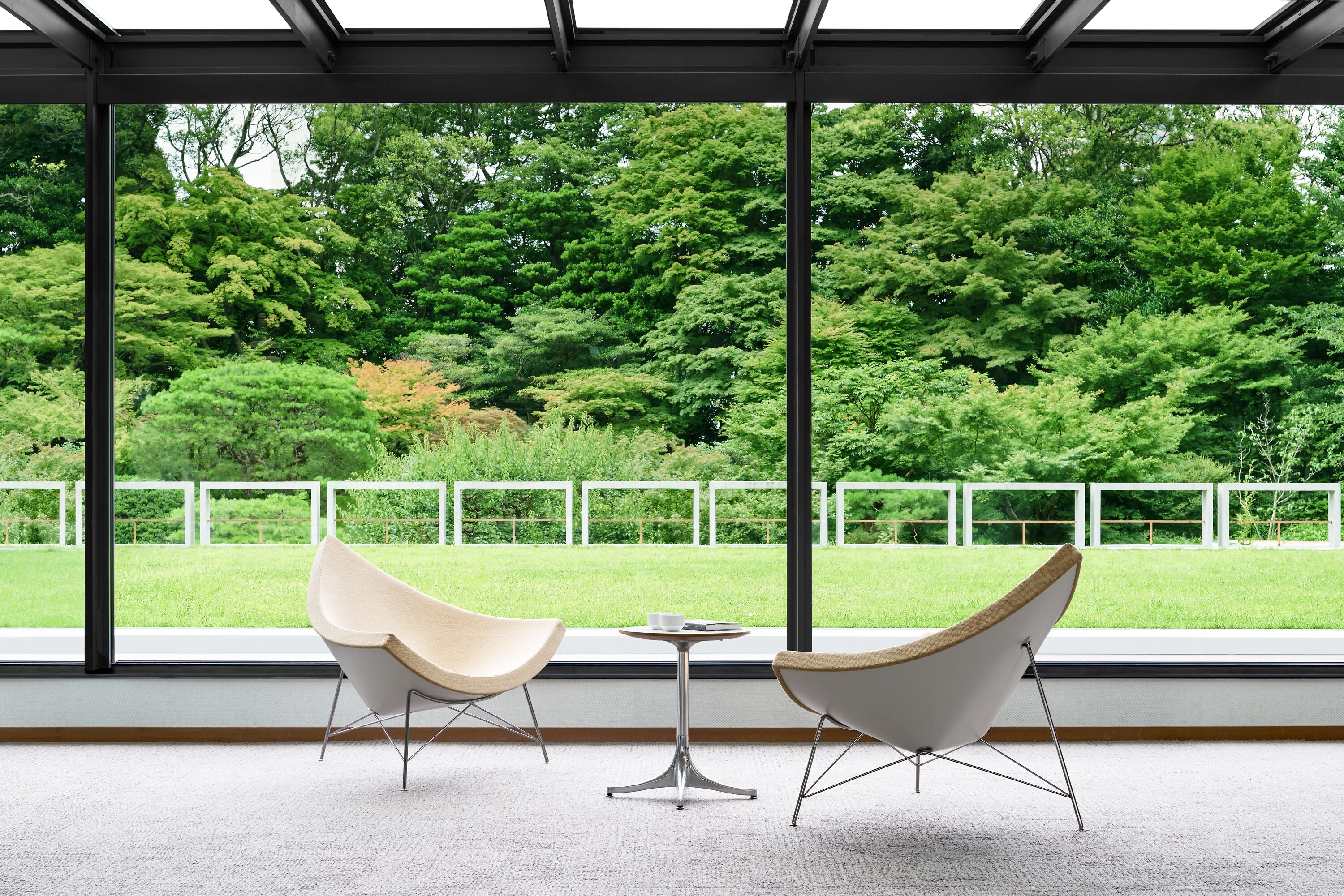 An image on JP-HM | Herman Miller Japan