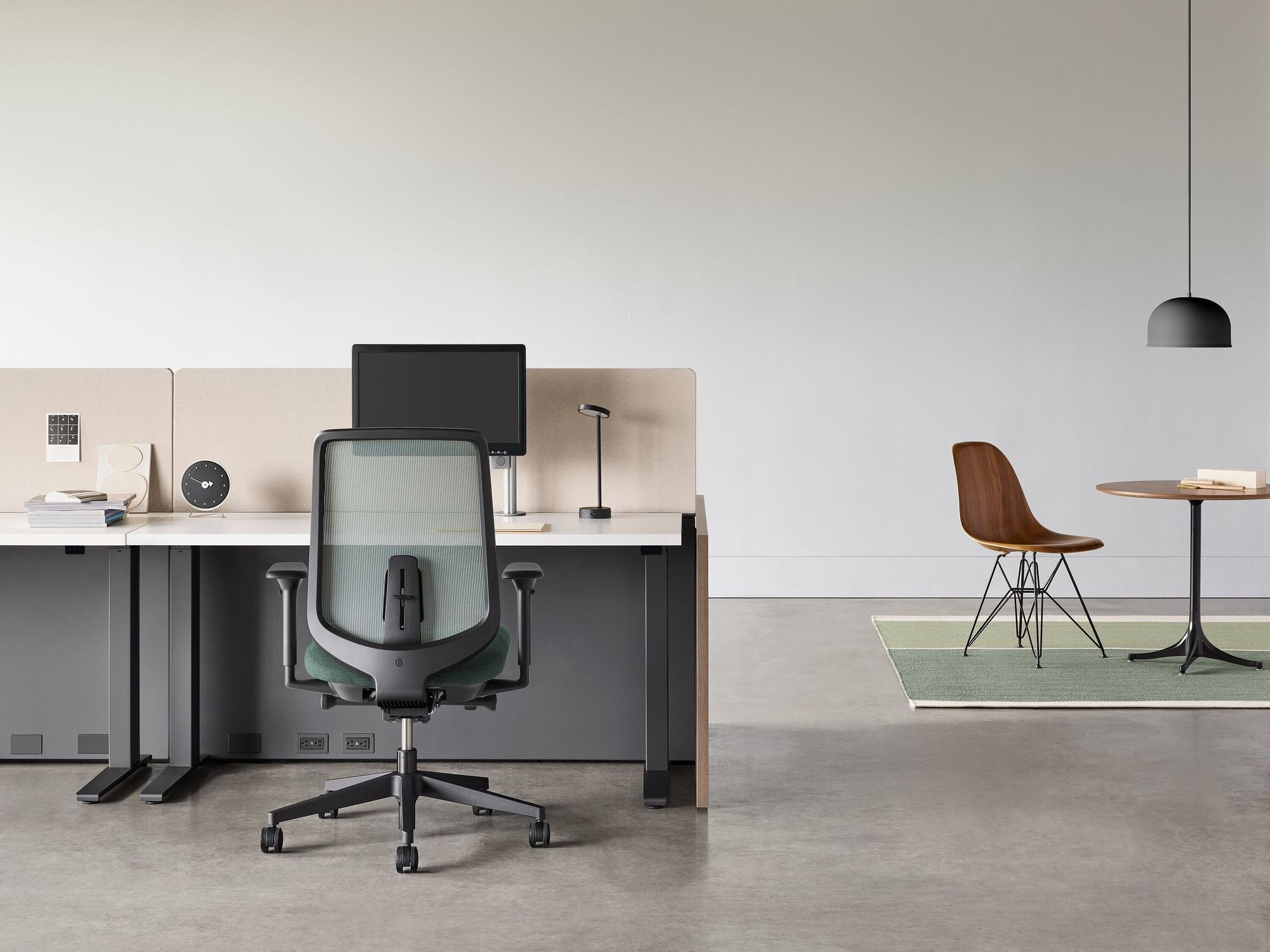 An image on JP-HM | Herman Miller Japan