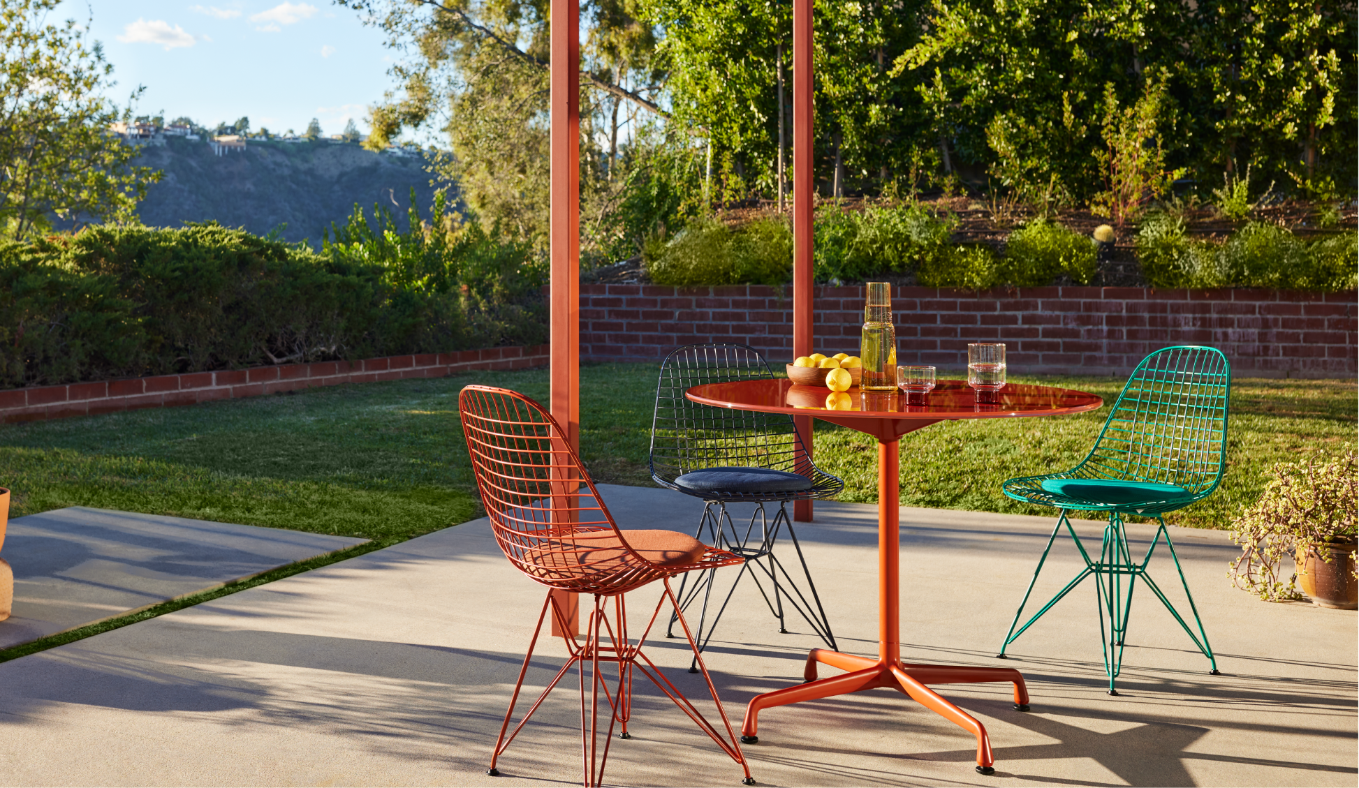 An image on JP-HM | Herman Miller Japan