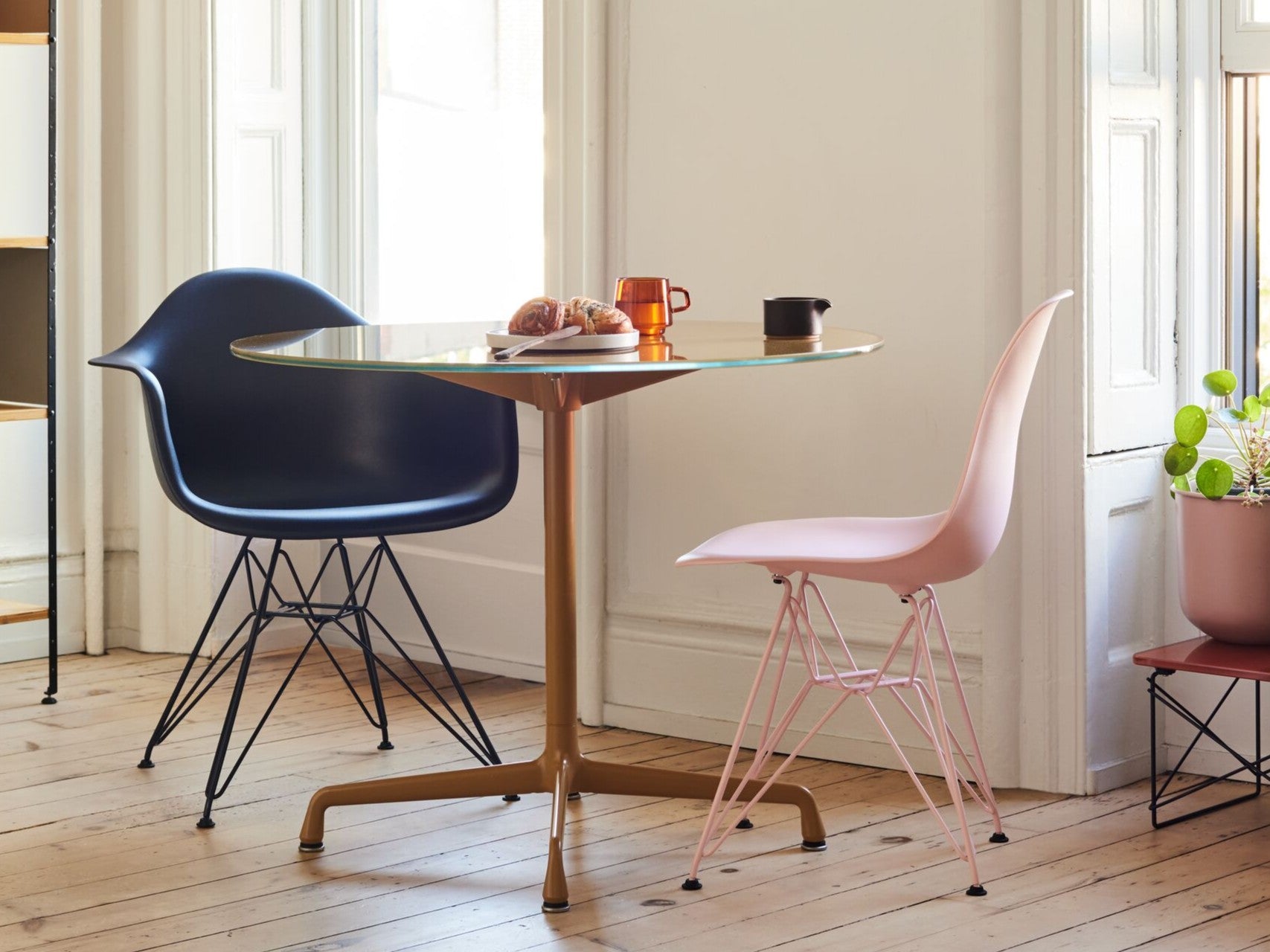 イームズプラスチックシェルチェア：20％オフ