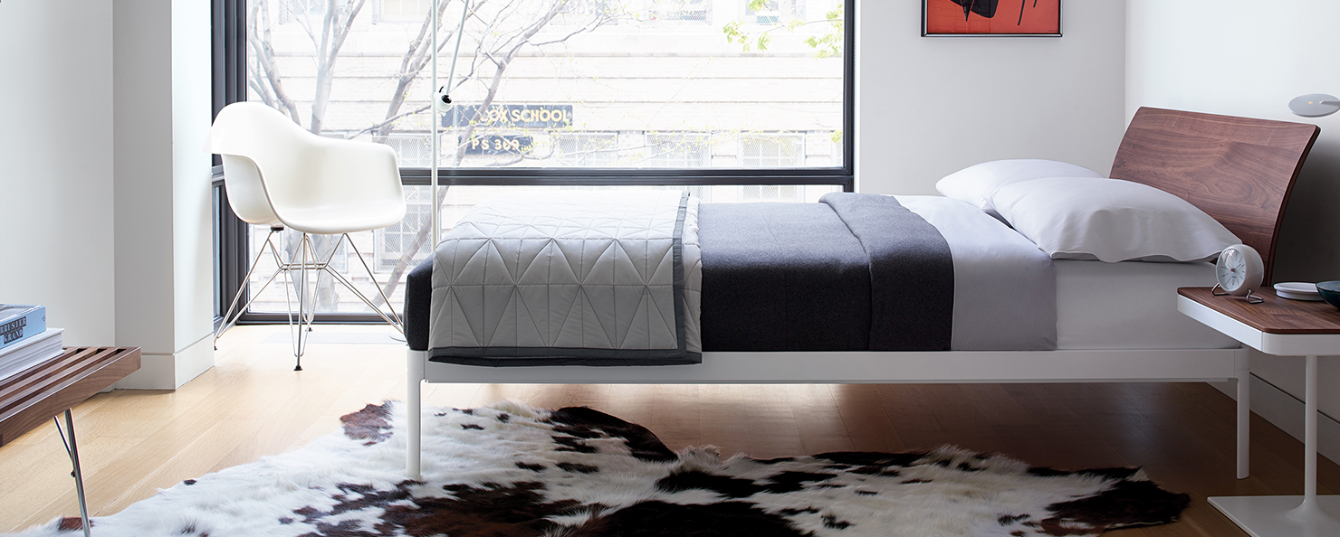 The Eames management chair is part of the Eames Aluminum Group Collection.