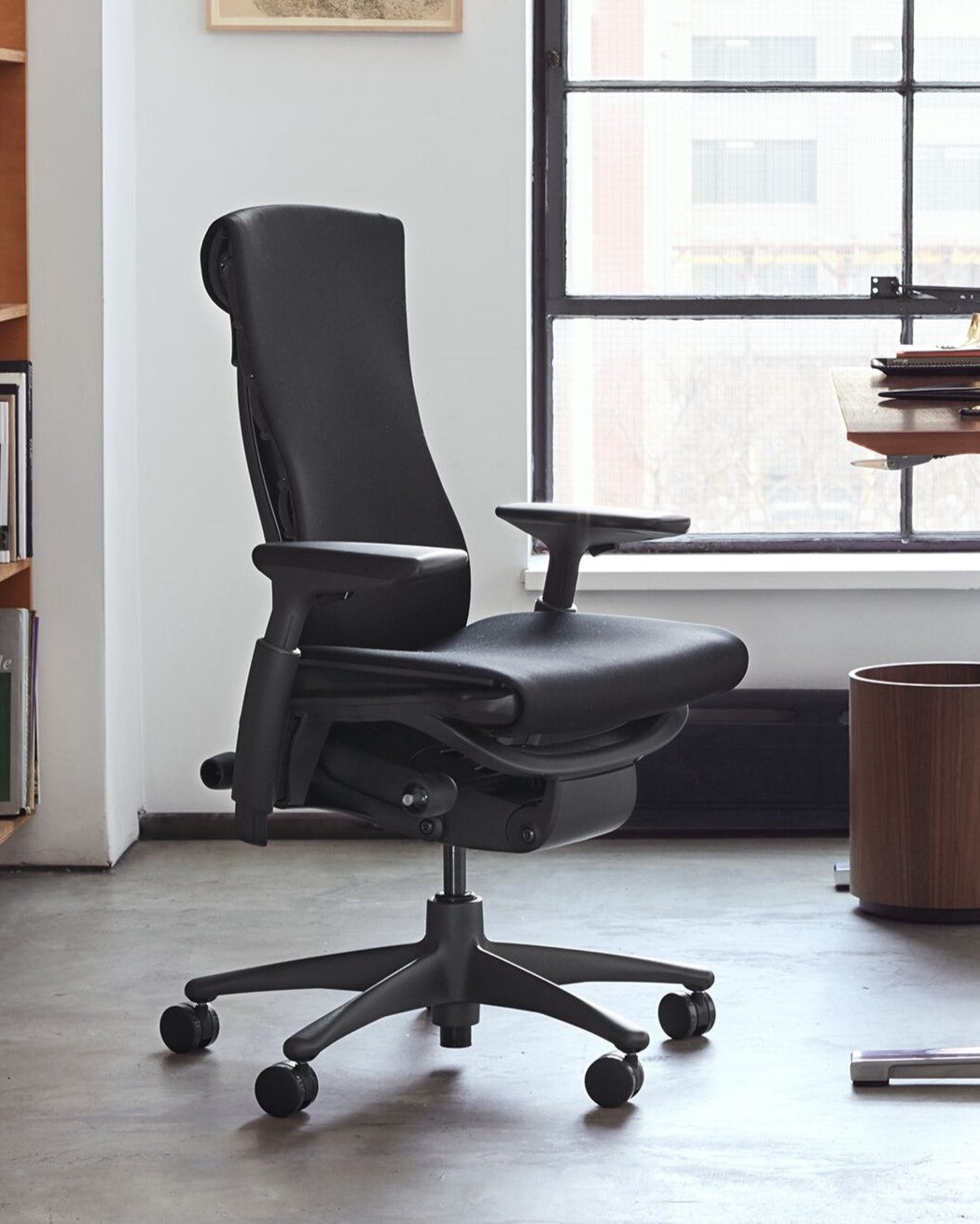 エンボディチェア