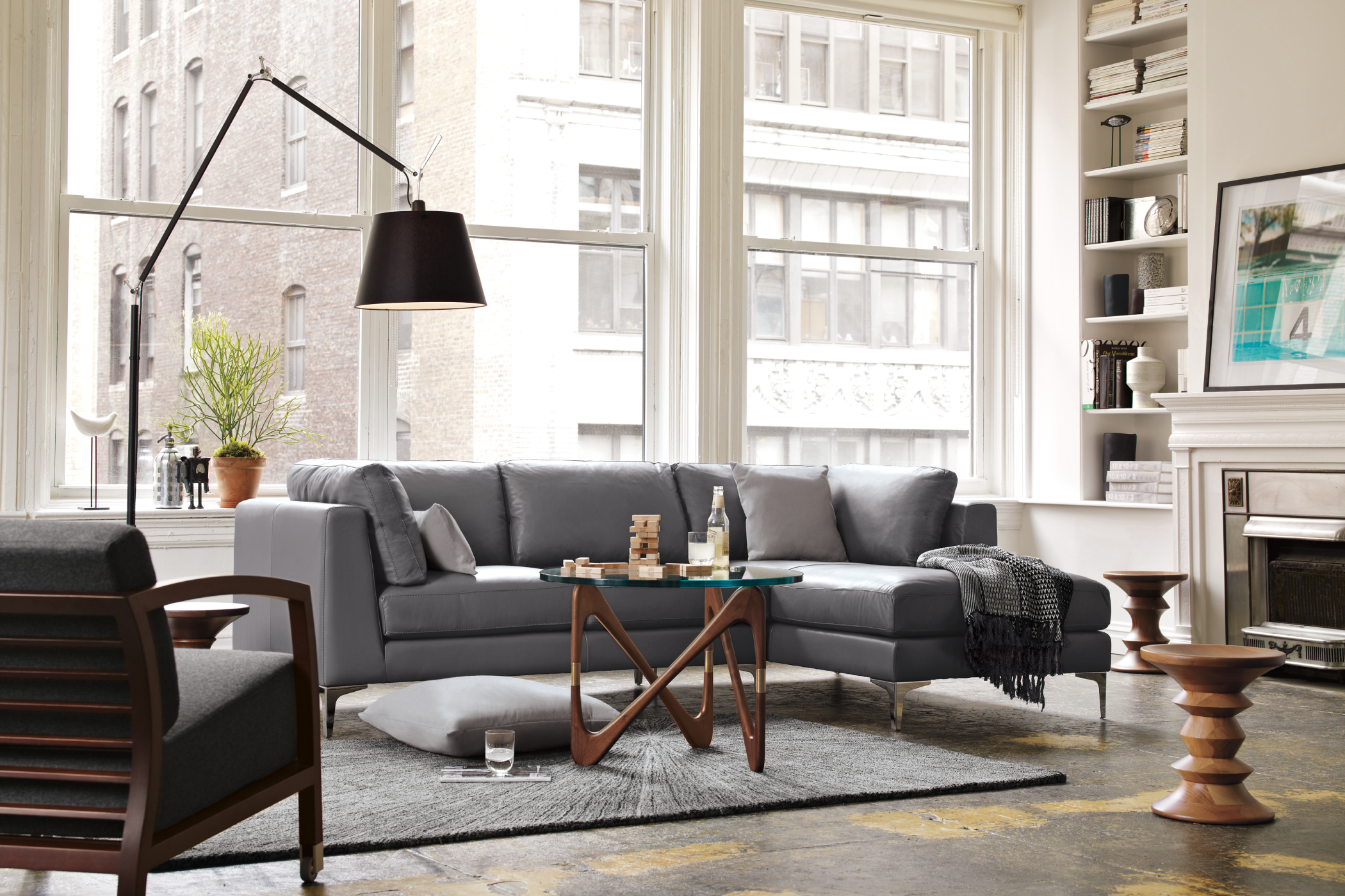 The Eames management chair is part of the Eames Aluminum Group Collection.