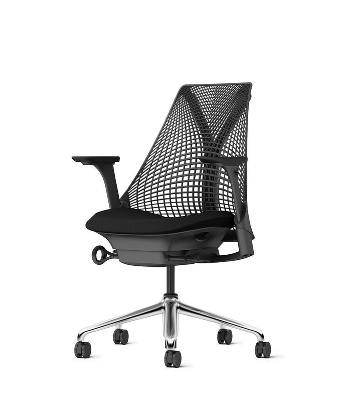 セイルチェア - ブラックフレーム/ポリッシュドベース | ハーマン