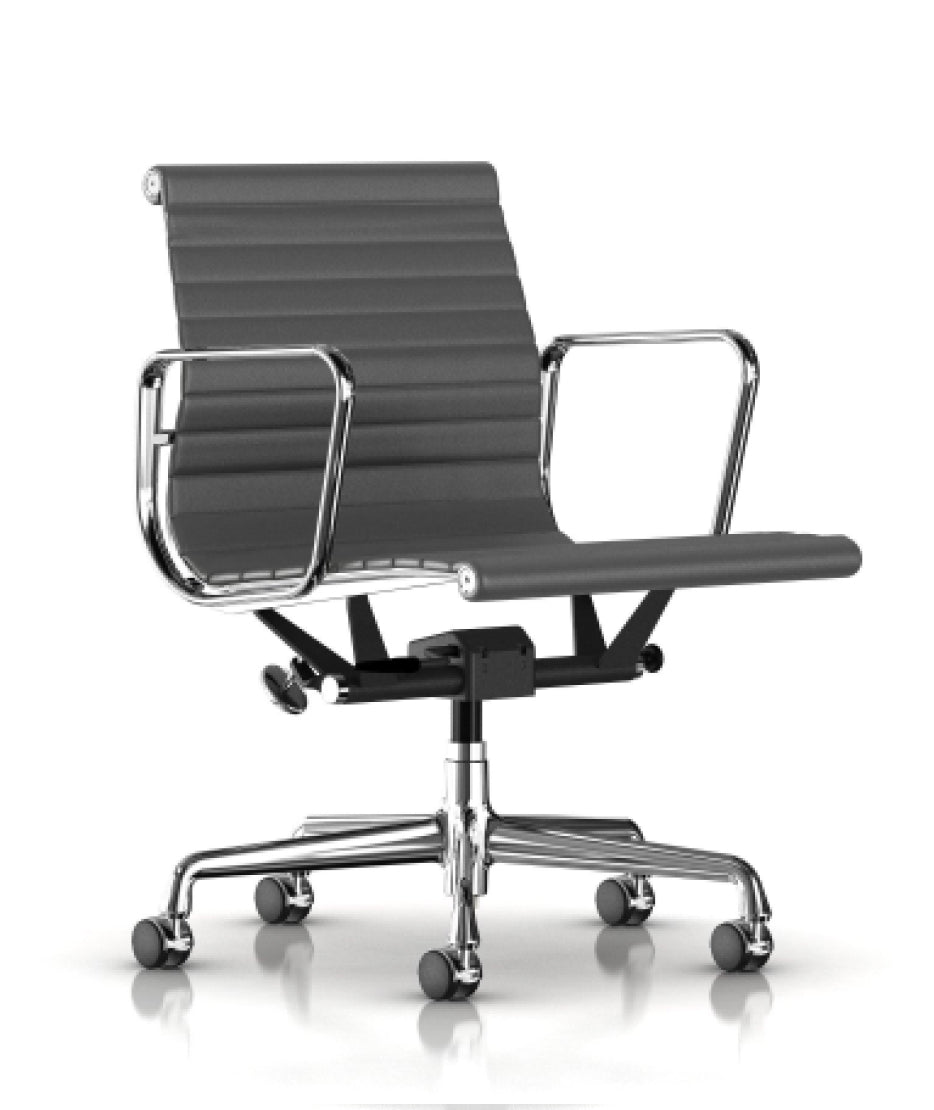 イームズアルミナムグループ マネジメントチェア