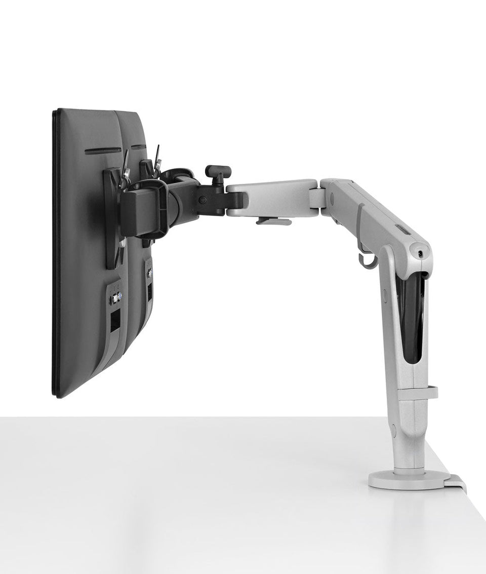 オーリンデュアルモニターアーム